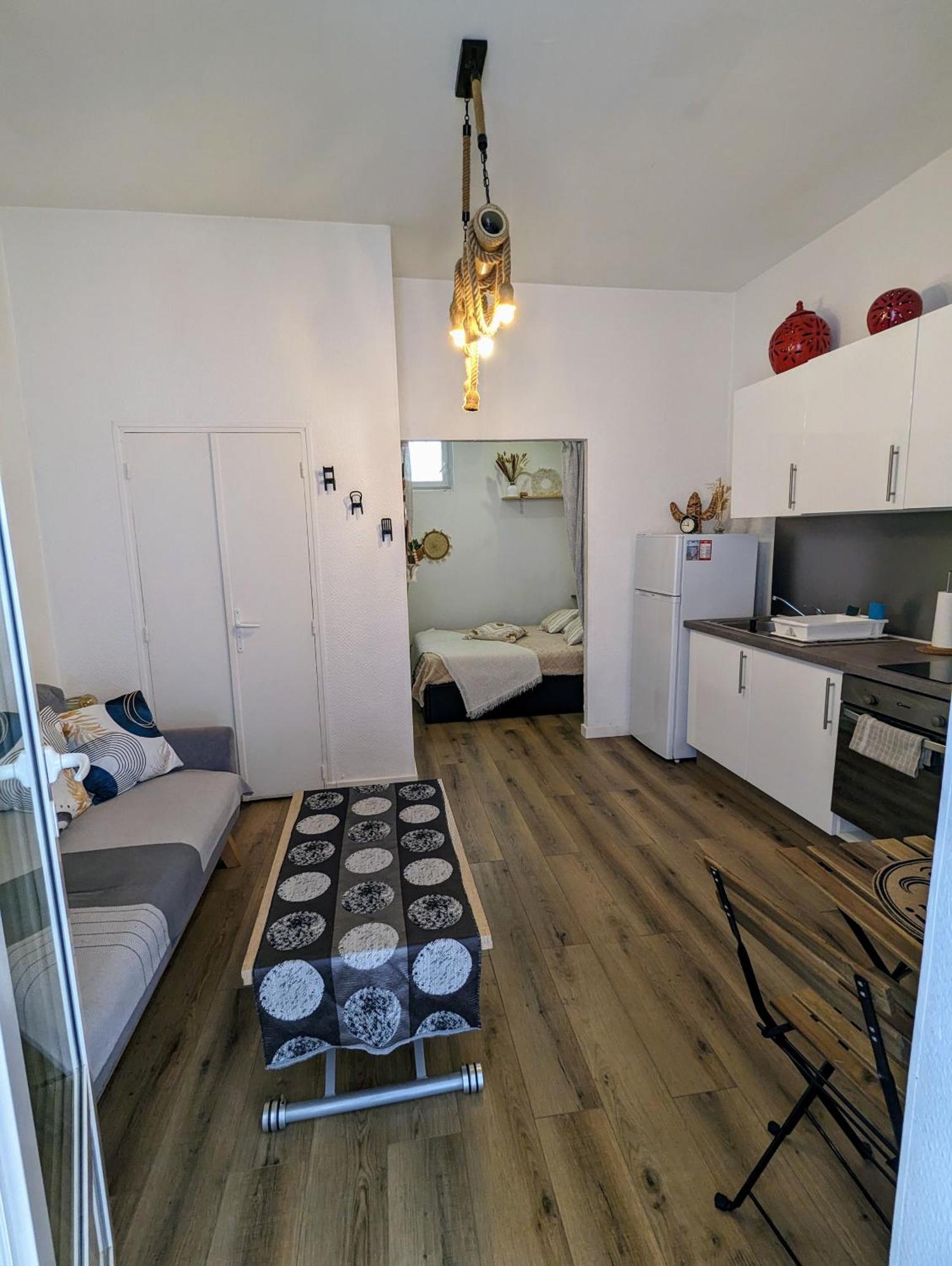 Appartement Cosy Proche Du Port Nicea Zewnętrze zdjęcie